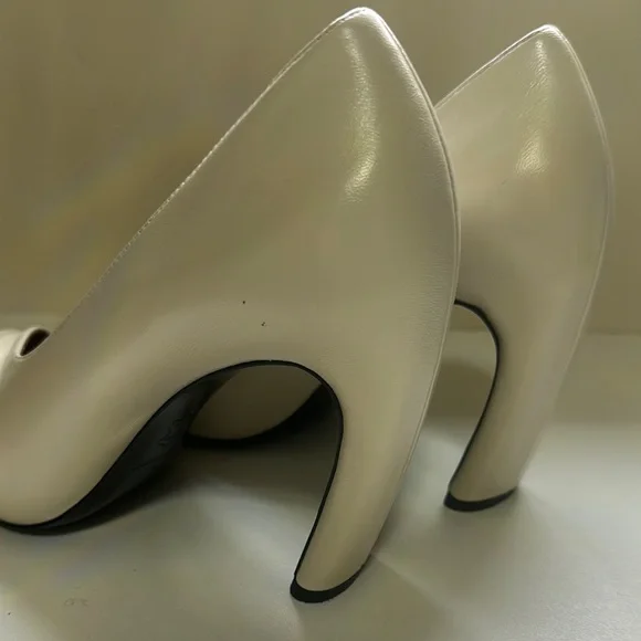 Tory Burch Sculpted Peep-Toe Pumps - Picture 10 of 10